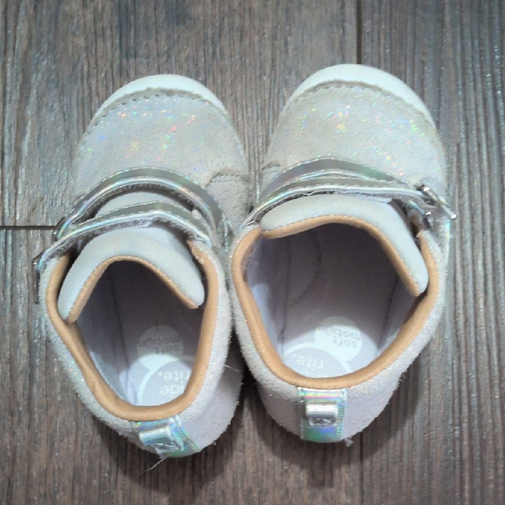 Sparkly White Kids Shoes with Holographic Straps - Picture 3 of 5